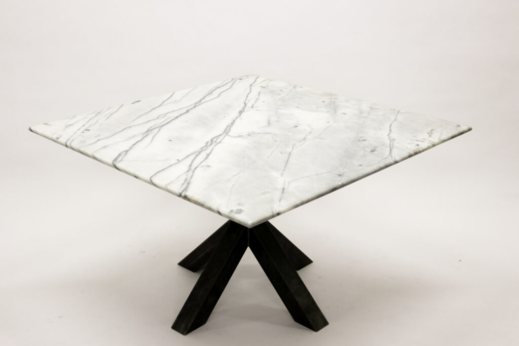 Marmeren eettafel vierkant wit 1